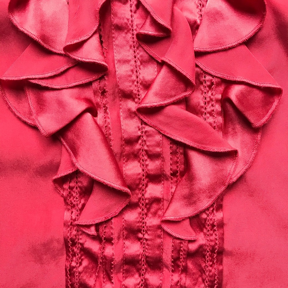 🆕WHBM Silk Raspberry Top - Picture 2 of 4